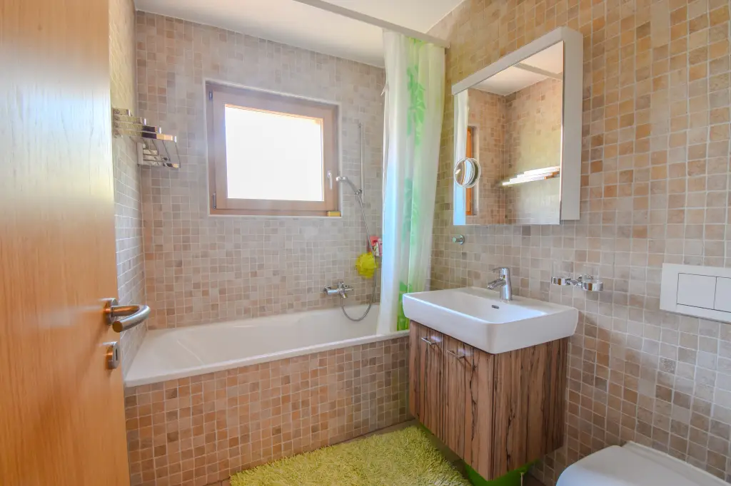 Champéry (Rumières) &#8211; 3.5 pièces lumineux avec grand balcon, résidence secondaire OK !