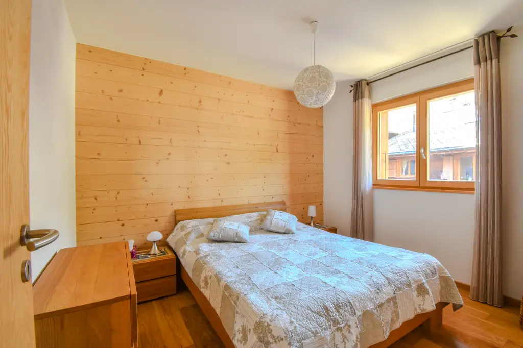 Champéry (Rumières) &#8211; 3.5 pièces lumineux avec grand balcon, résidence secondaire OK !