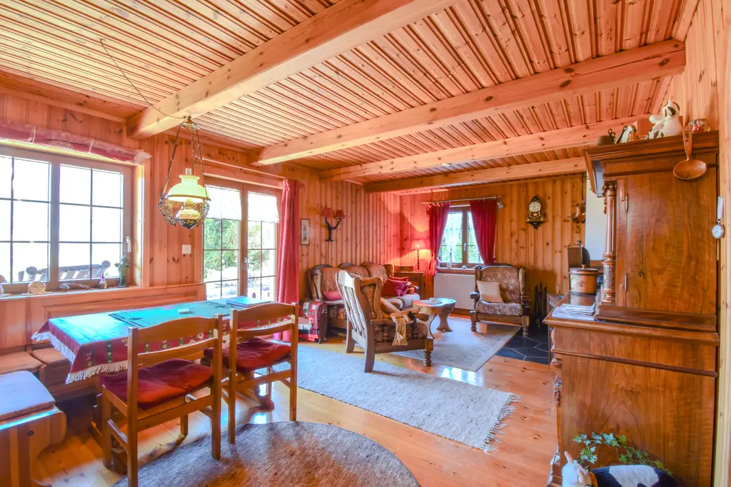 Chalet chaleureux en lisière de forêt – vendable en résidence secondaire