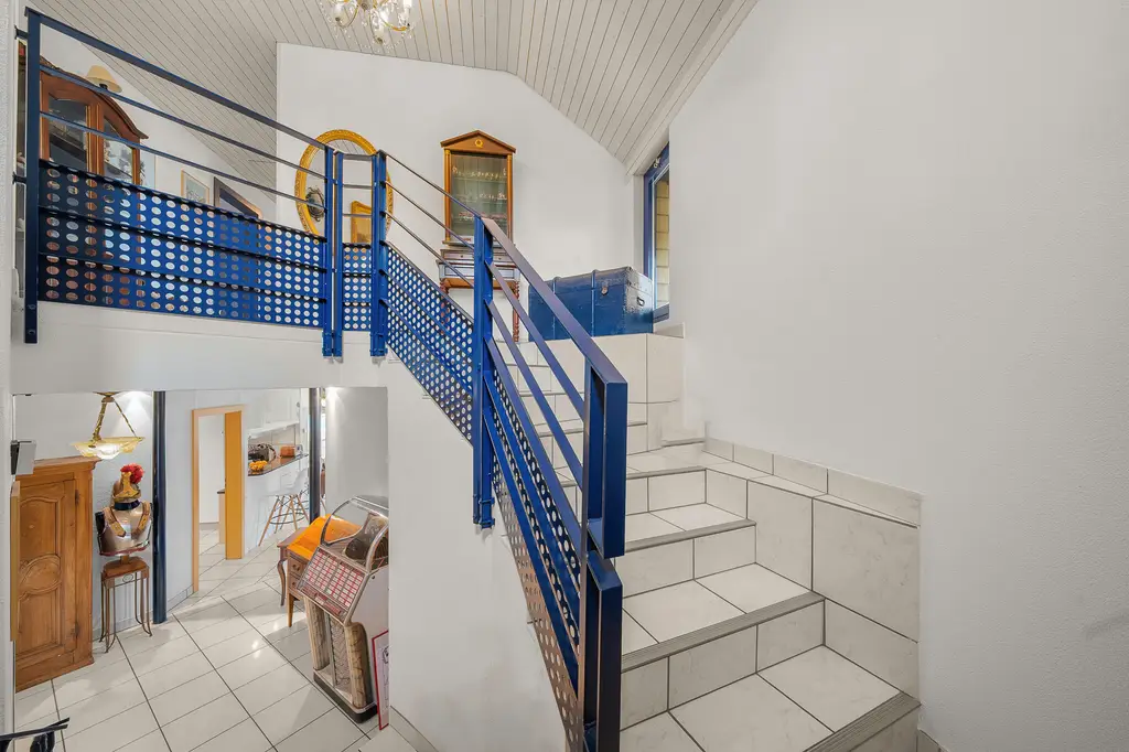 Villa d’architecte lumineuse et spacieuse, avec grand jardin et piscine chauffée  &#8211; à Payerne