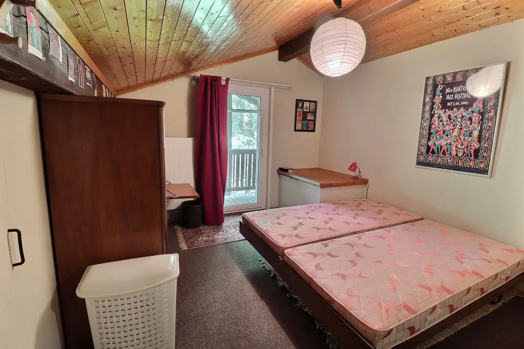 Maison familiale spacieuse à vendre à Genolier – Vue lac et grand terrain