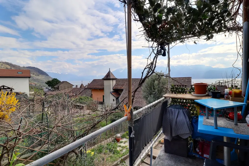 Maison de village avec vue unique sur le Lac