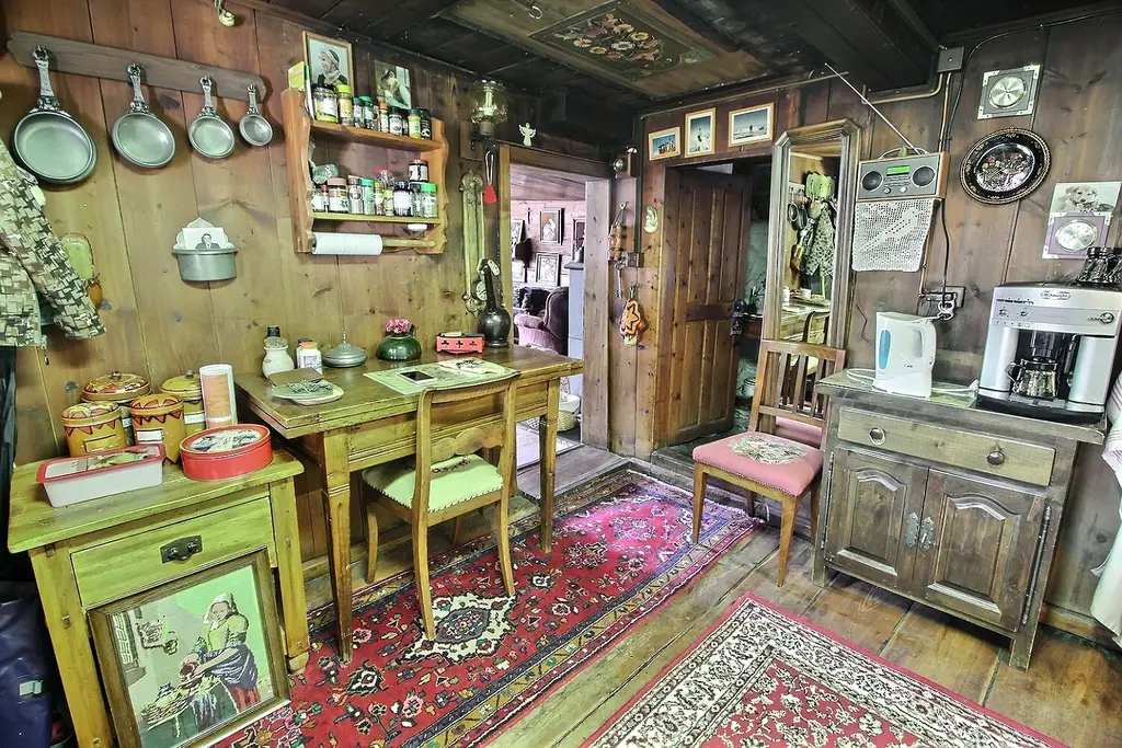 Charmant appartement de 2,5 pièces à Saint-Martin (VS) – Vue imprenable sur les Alpes