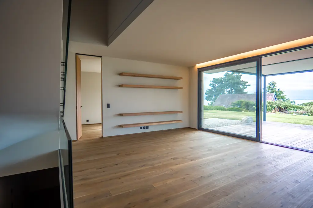 Villa contemporaine neuve avec vue sur le lac à St-Prex
