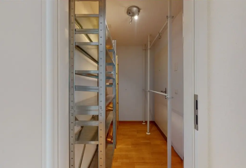 Helle und moderne 4.5-Zimmer-Hochparterrewohnung nahe Aarau