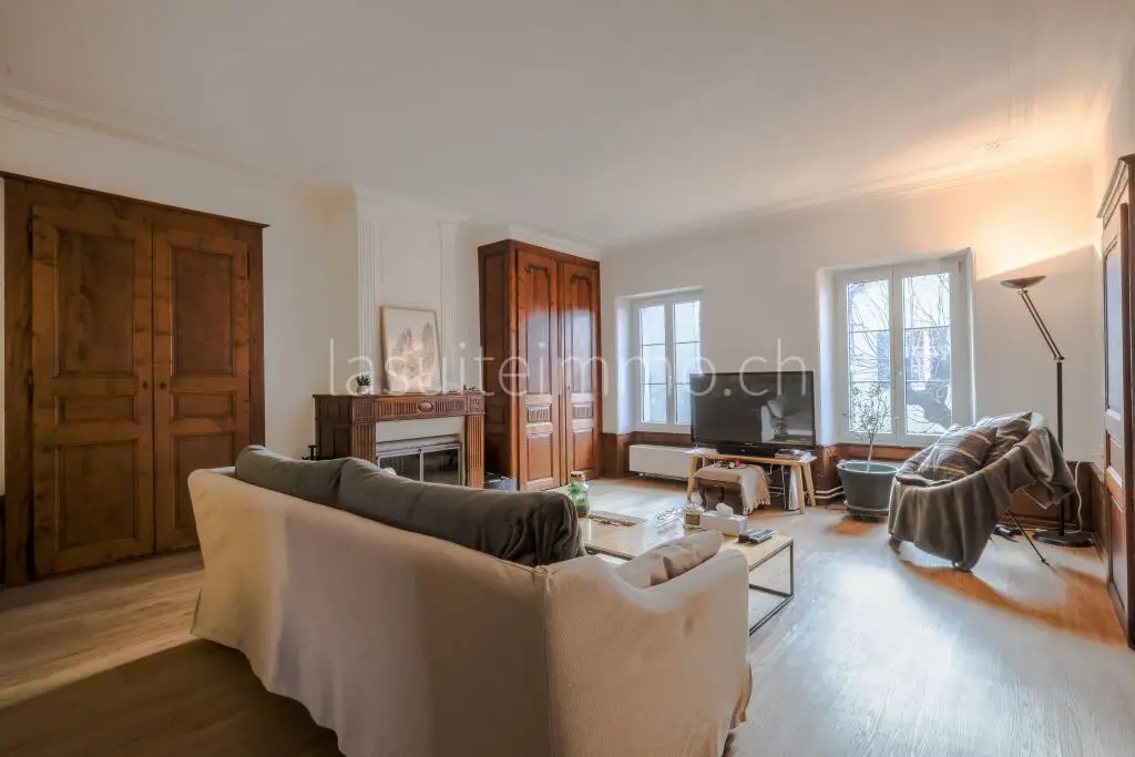 VENDU &#8211; Allaman &#8211; Maison historique de plusieurs appartements