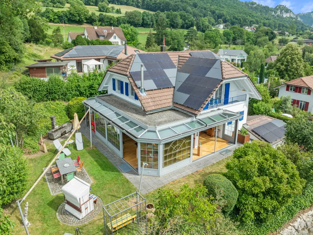«Ihr neues Zuhause mit viel Platz und nachhaltiger Energie!»