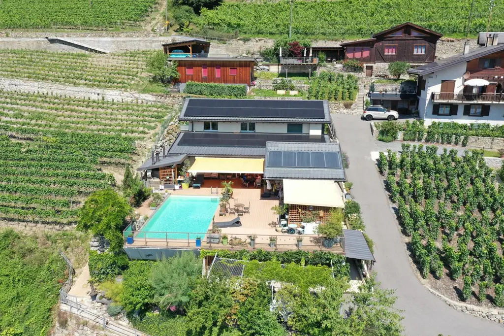Magnifique maison avec panorama exceptionnel sur les montagnes