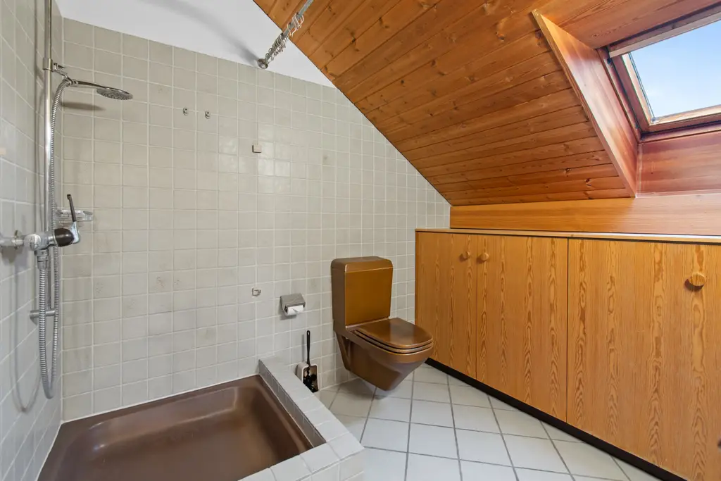 6.5-Zimmer Bijou im Winterschlaf