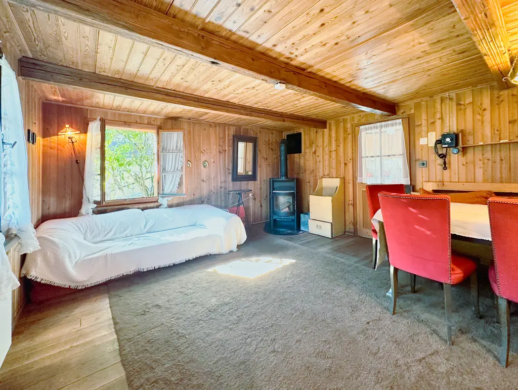 Opportunité: Adorable chalet à vendre, à Salvan &#8211; parcelle de 300m2 avec potentiel