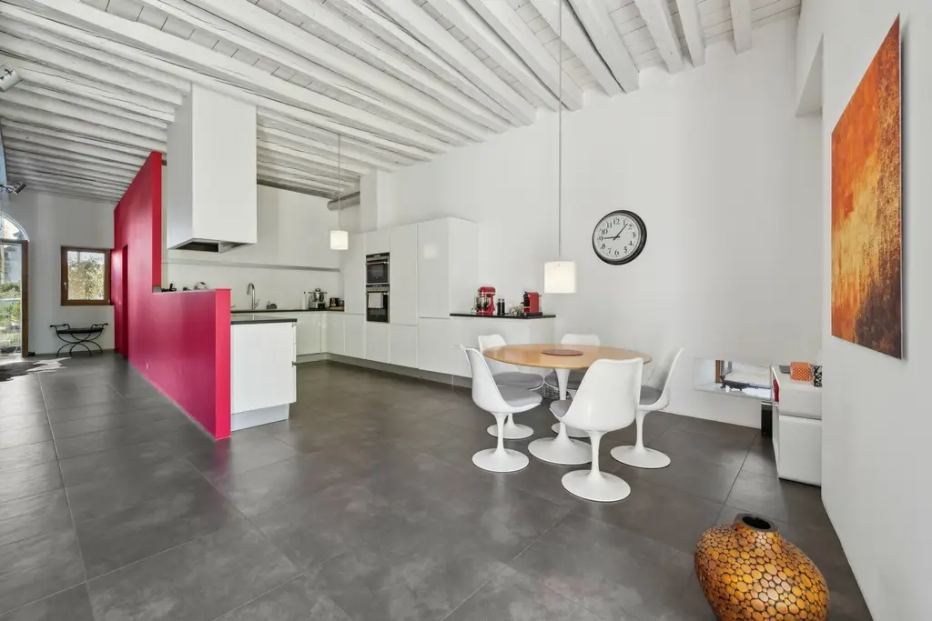 Sublime Maison dans un cadre verdoyant