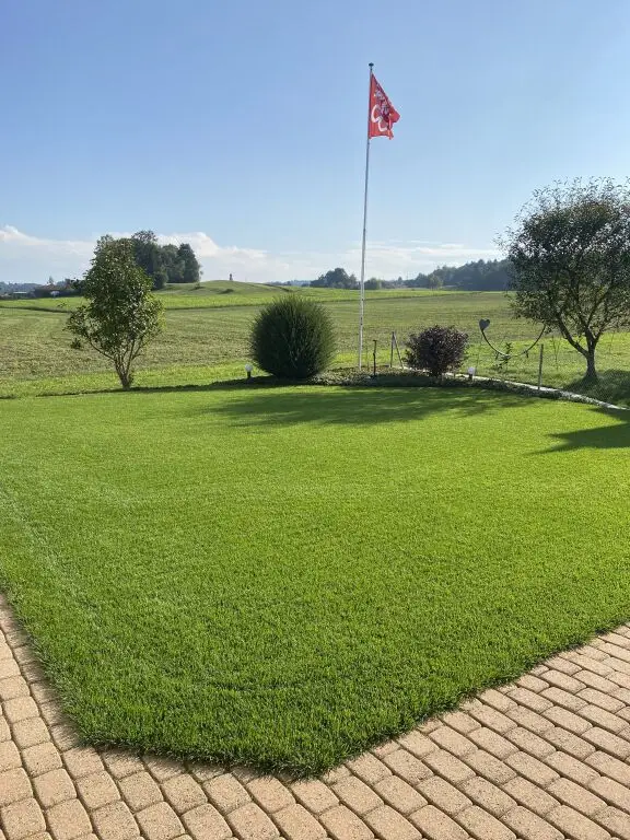 Ruhe geniessen mit Sicht auf die Berge