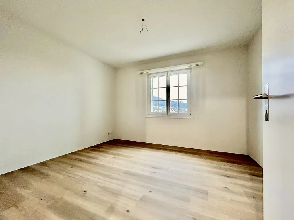 Moderne 5.5-Zimmer-Maisonette-Wohnung in ruhiger Lage in Möhlin