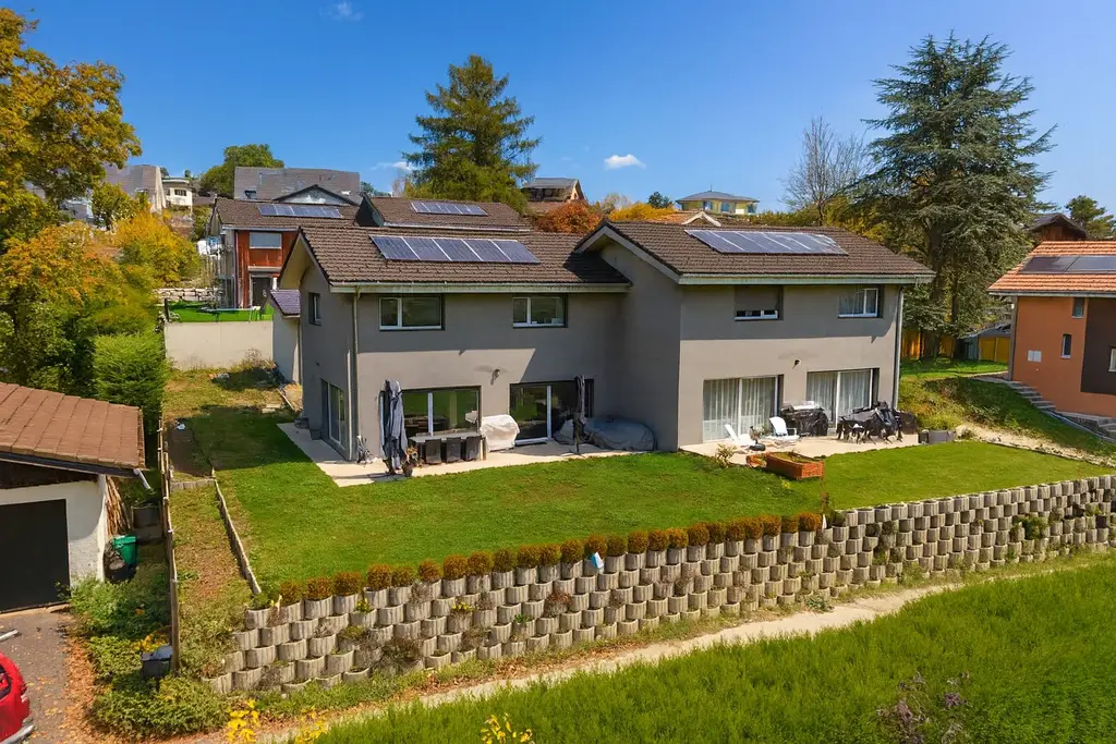 Superbe maison jumelle 4.5 p. – 139 m², plein sud, vue lac et montagnes – construction 2022