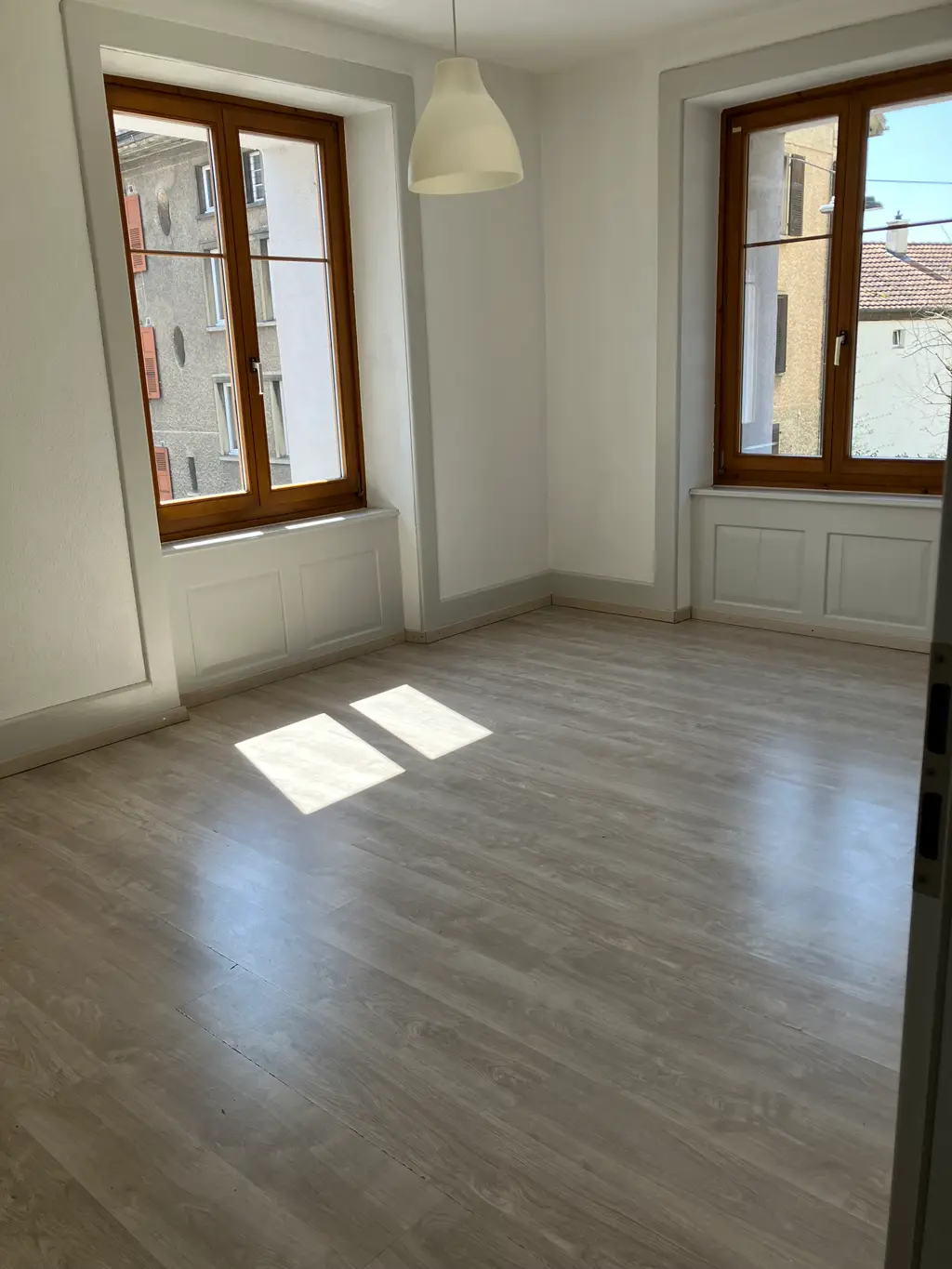 Élégant Appartement de 3.5 pièces à louer au cœur de Delémont