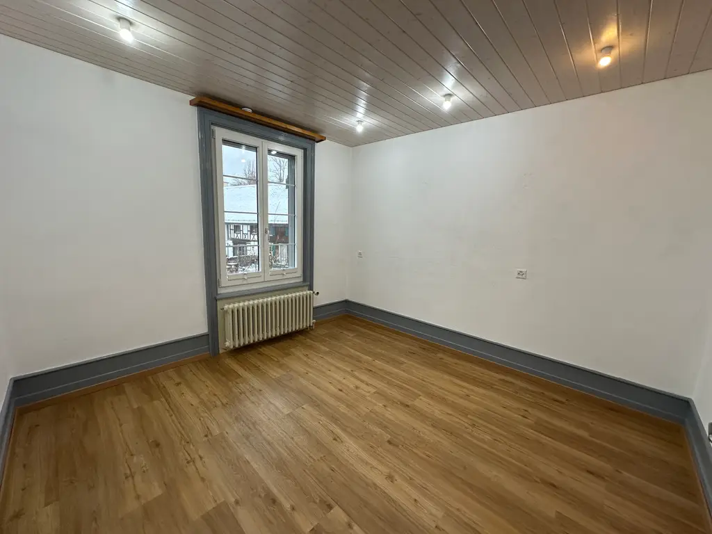 CHARMANTE WOHNUNG IM DORFKERN