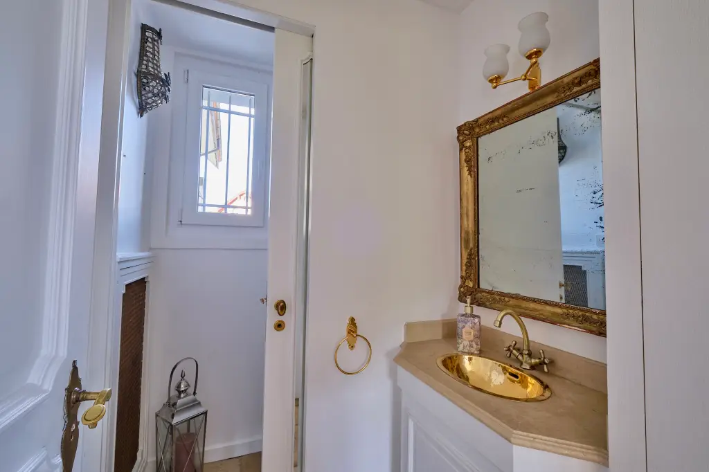 Superbe appartement dans une maison de Maitre rénovée
