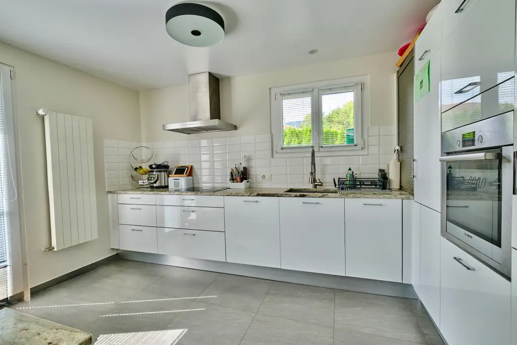 En exclusivité belle Villa individuelle proche de la Gare