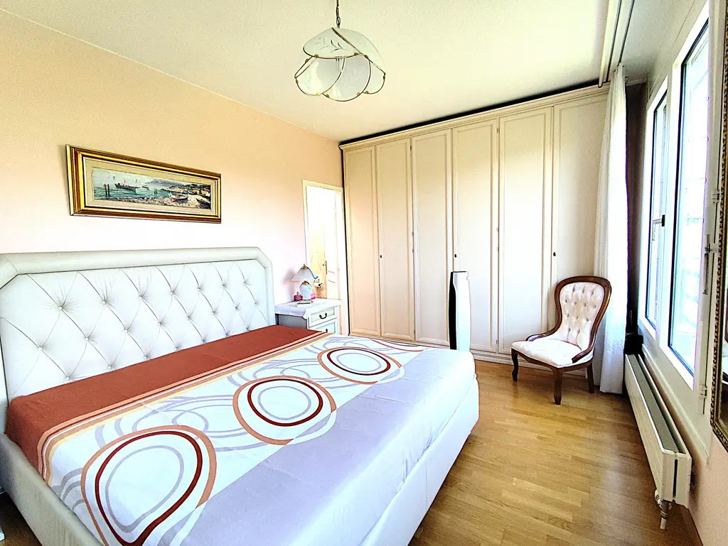 Superbe appartement de 5 pièces en attique au Grand-Saconnex