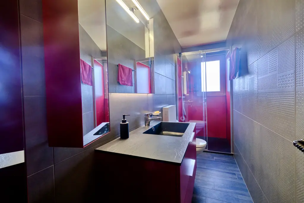 en Exclusivité Lumineux appartement avec terrasse et jardin