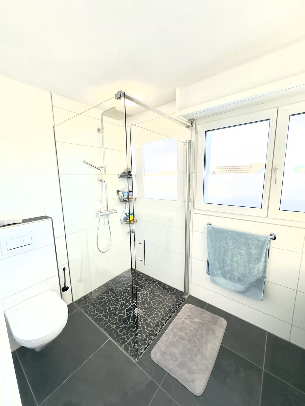 Zentral und doch ruhig wohnen: Charmante 4 1/2 Zimmerwohnung im sonnigen Möhlin