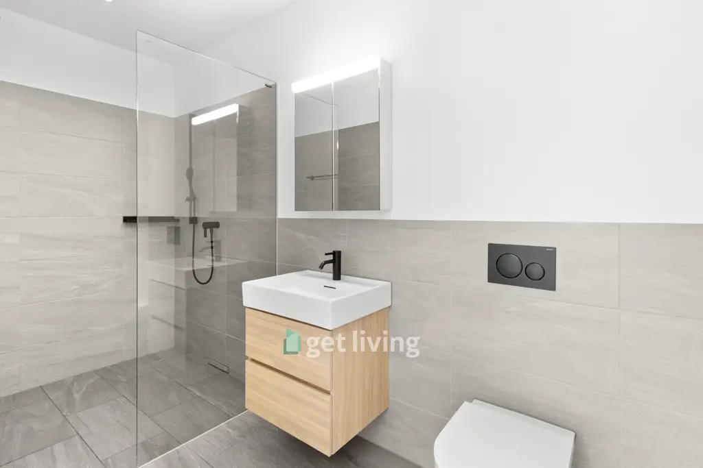 FAMILIENFREUNDLICH AN TOP LAGE&#8211;FAMILY-FRIENDLY IN A TOP LOCATION