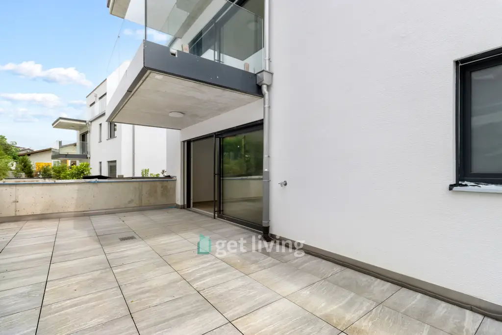 NEUBAU AN TOP LAGE (WHG-C) MIT GROSSZÜIGIGER SITZTPLATZ 40 m2 &amp; EIGNE WASCHKÜCHE UND KELLER (17,4 m2)