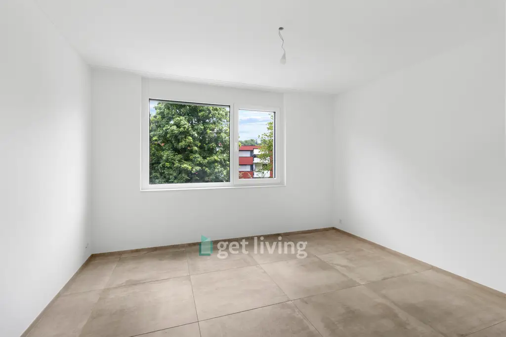 NEUBAU AN TOP LAGE (WHG-C) MIT GROSSZÜIGIGER SITZTPLATZ 40 m2 &amp; EIGNE WASCHKÜCHE UND KELLER (17,4 m2)