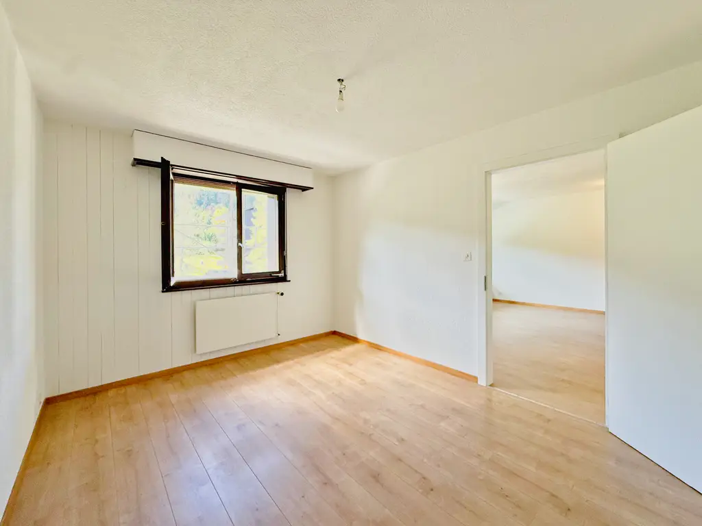 A louer: Charmant 2,5 pièces avec balcon Aux Paccots &#8211;
