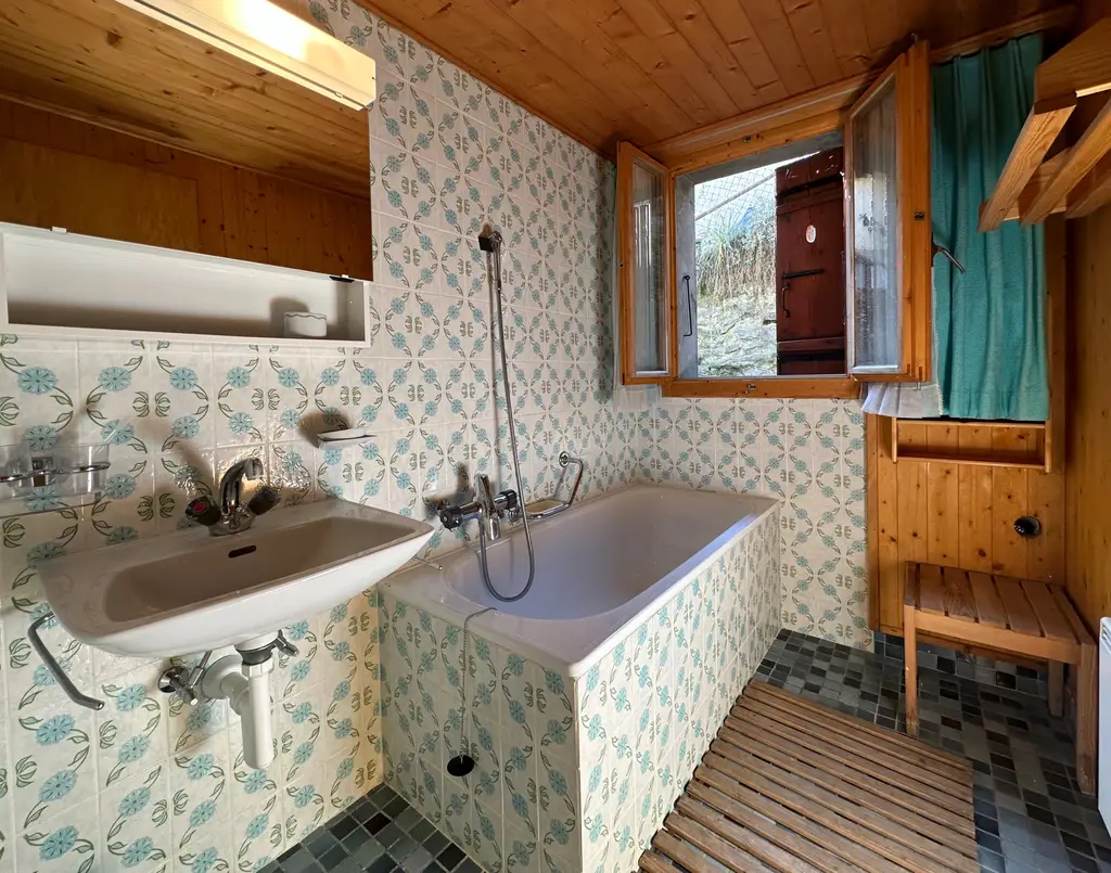 Opportunité: Adorable chalet à vendre, à Salvan &#8211; parcelle de 300m2 avec potentiel