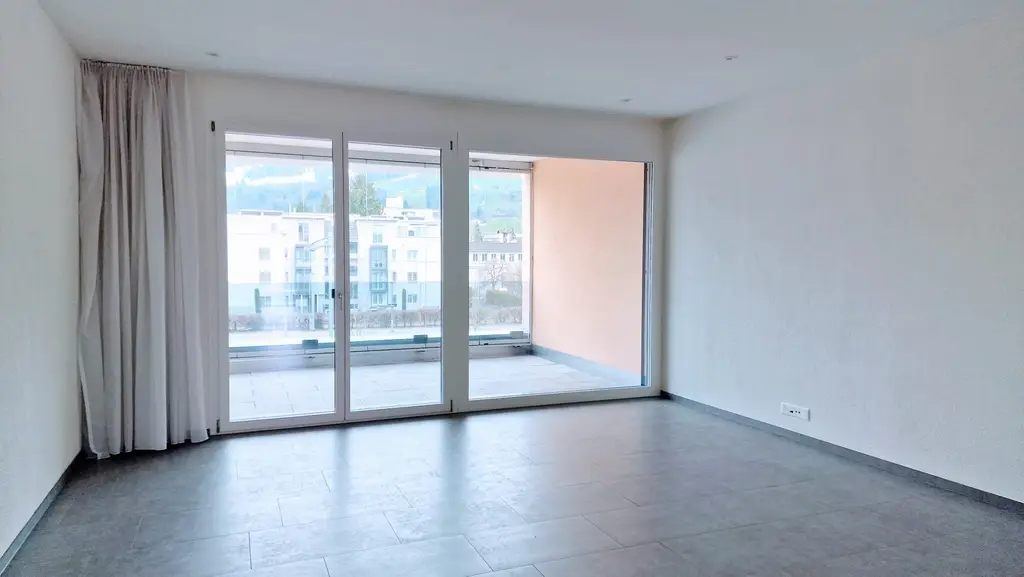 Lichtdurchflutete Zentrale Wohnung