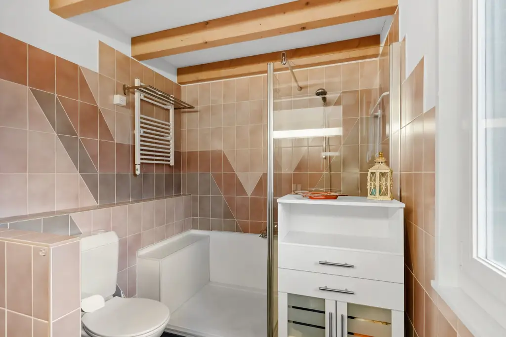 Villa contigue de 5,5 pièces, dans un quartier prisé de Matran &#8211; à vendre