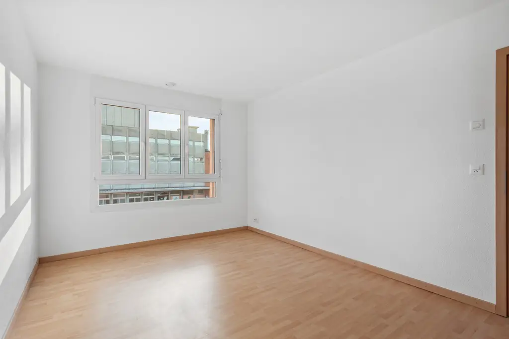 Appartement 4,5 p avec balcon &#8211; minergie &#8211; en PPE &#8211; belle opportunité. Egalement pour du rendement.