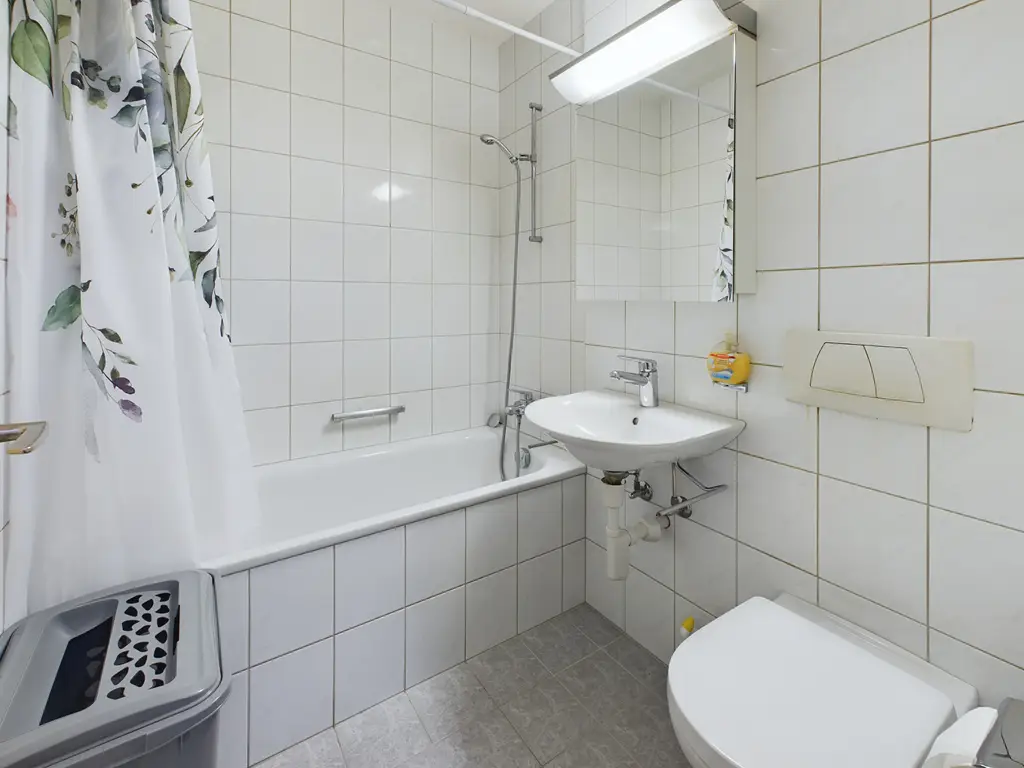 Charmante 2.5-Zimmer-Wohnung in Basel &#8211; Möbliert und Bezugsbereit