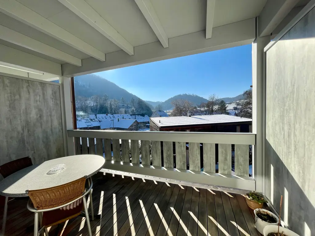 Gemütlich mit Balkon und Weitsicht inkl. Lift