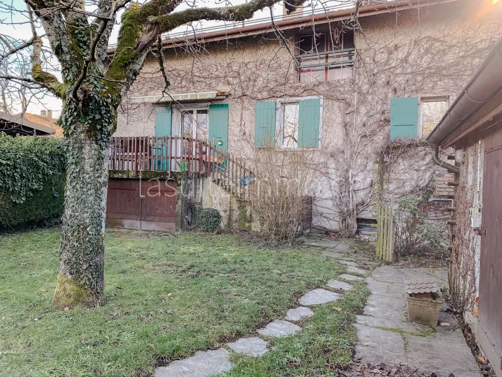 VENDU &#8211; Allaman &#8211; Maison historique de plusieurs appartements