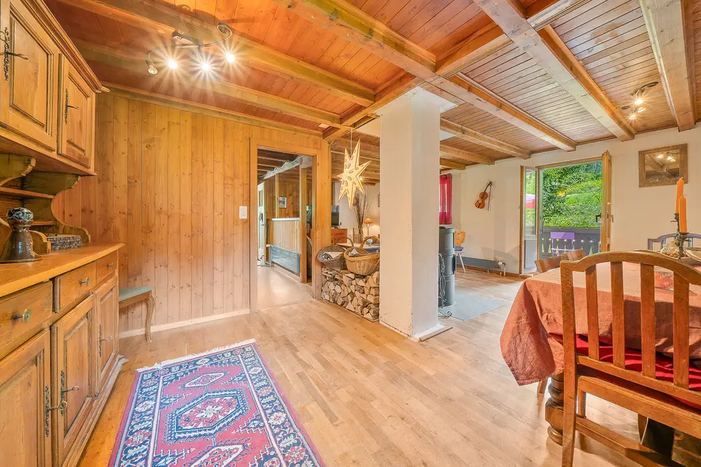 Charmant Chalet à vendre aux Paccots (FR)
