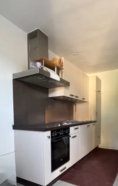 Deux logements sous le même toit – 6 pièces en duplex + 3 pièces – Terrasses, couvert à voitures –