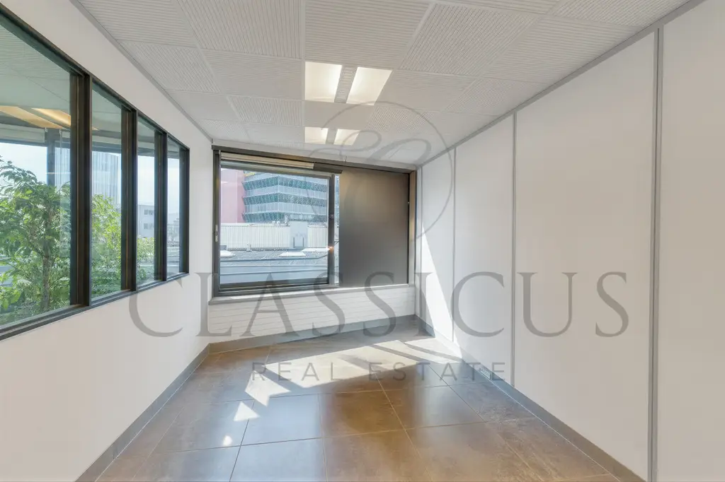 Grande surface de bureaux au 2ème étage – 263 m² – Genève Plainpalais