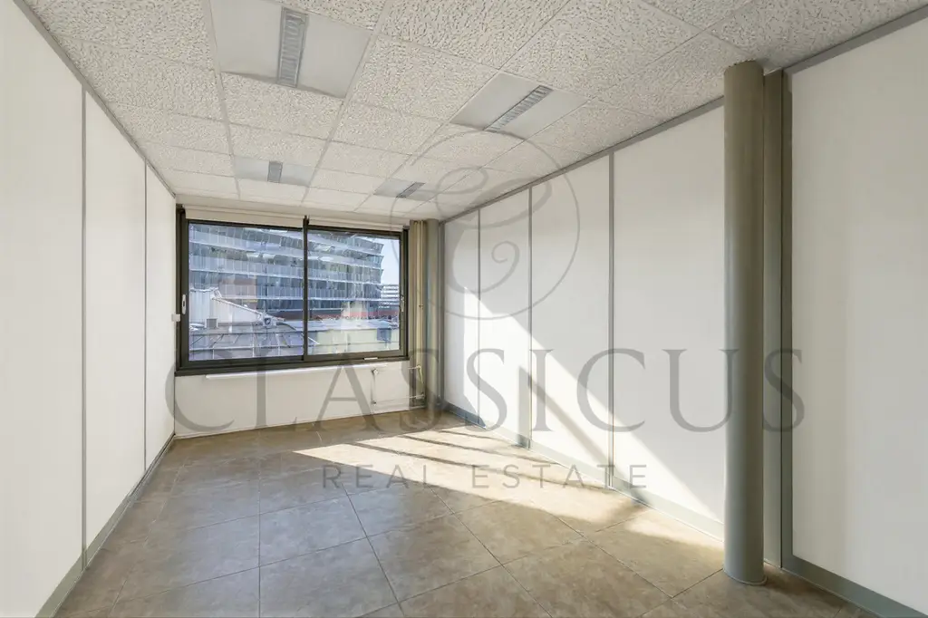 Grande surface de bureaux au 2ème étage – 263 m² – Genève Plainpalais