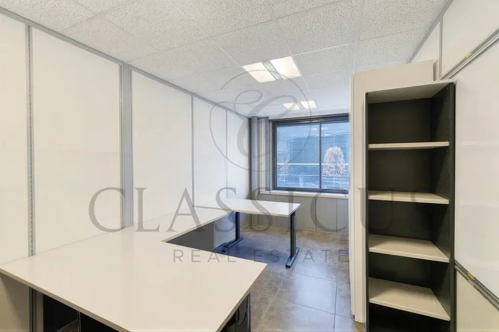 Grande surface de bureaux au 2ème étage – 263 m² – Genève Plainpalais