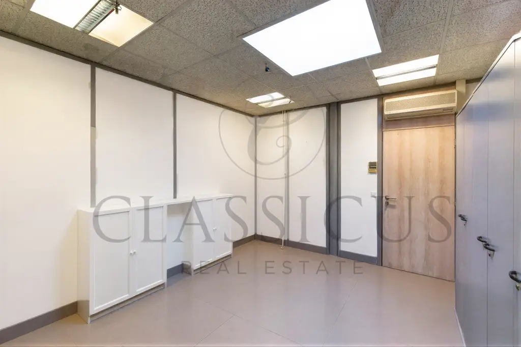 Grande surface de bureaux au 2ème étage – 263 m² – Genève Plainpalais