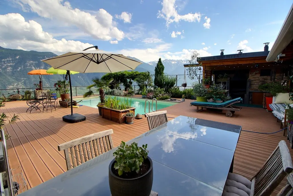Magnifique maison avec panorama exceptionnel sur les montagnes