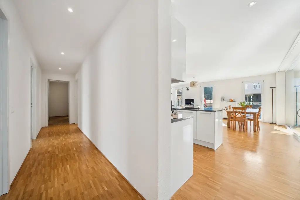 A saisir : superbe appartement de 5,5 pces avec loggia &#8211; situation optimale, à Fribourg