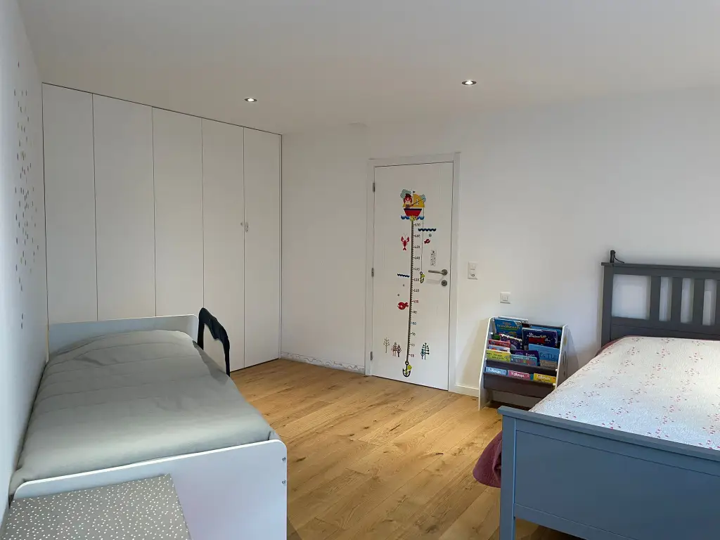 Spacieuse maison familiale de 7 pièces avec jardin, sous- sol et finitions haut de gamme &#8211; 1145 Bière
