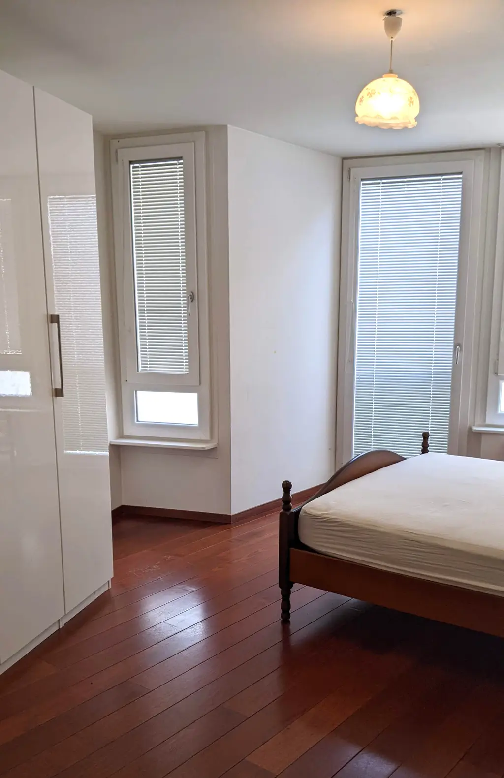 À LOUER SUPERBE APPARTEMENT – 6 PIÈCES – 155 M² GENÈVE – RIVE DROITE – À 100 M DU LAC