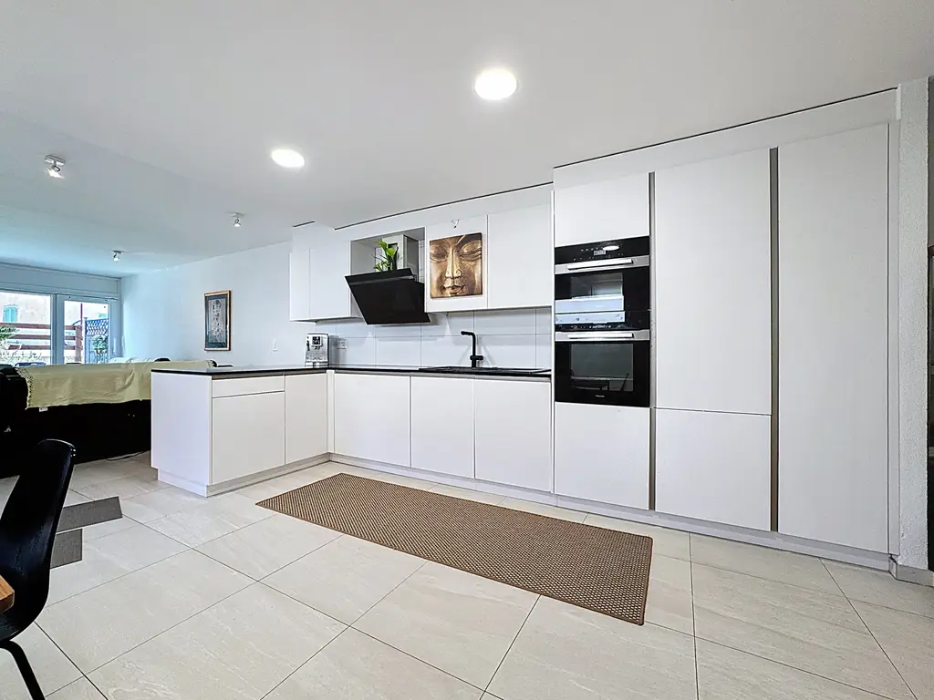 Coup de cœur assuré – appartement de 4,5 pièces avec terrasse, balcons et entrée privative à 10 minutes de Lausanne