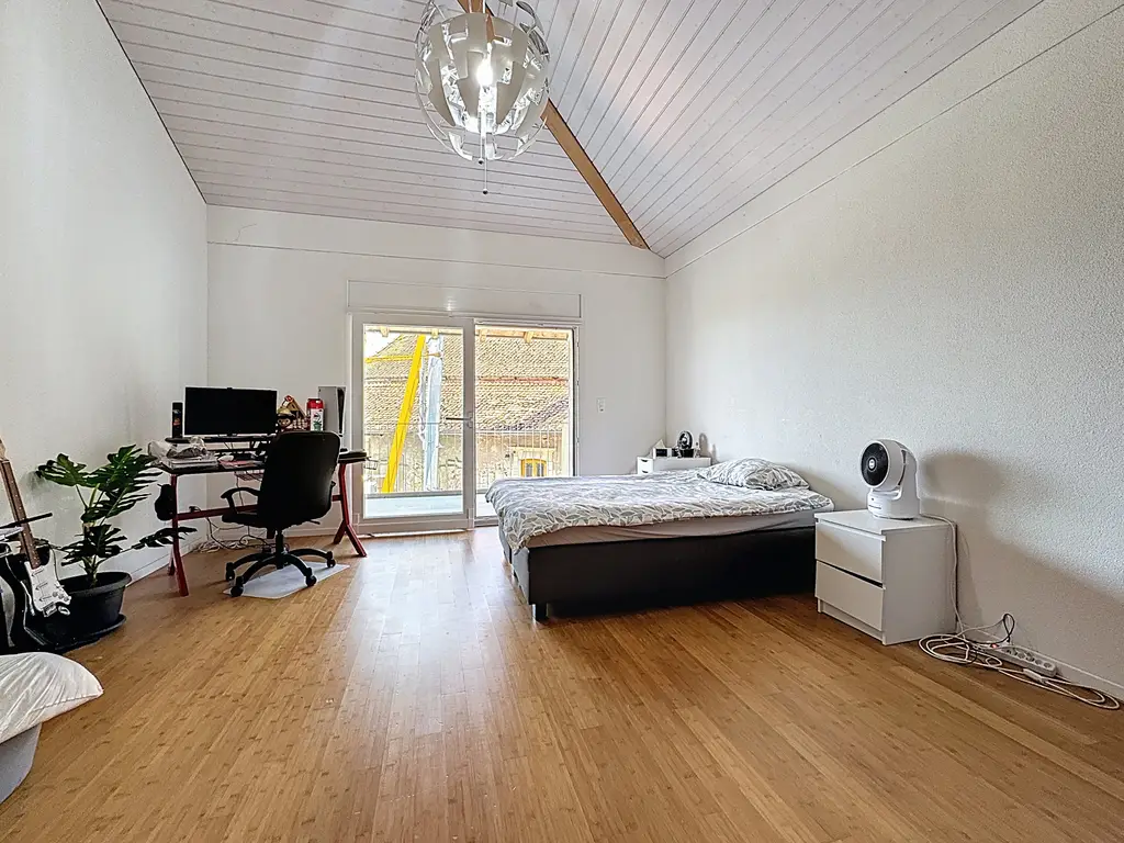 Coup de cœur assuré – appartement de 4,5 pièces avec terrasse, balcons et entrée privative à 10 minutes de Lausanne