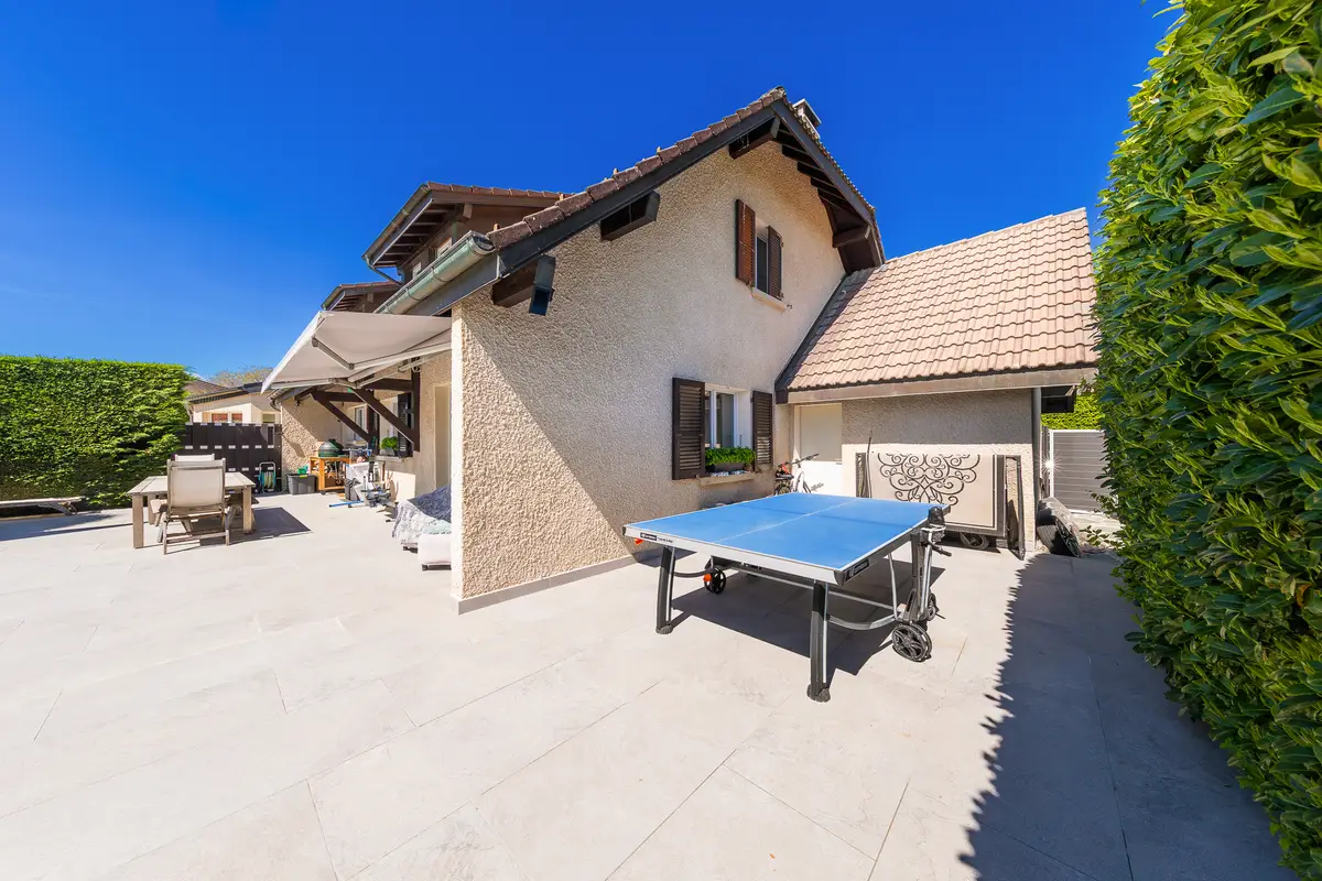 Magnifique villa jumelle rénovée 