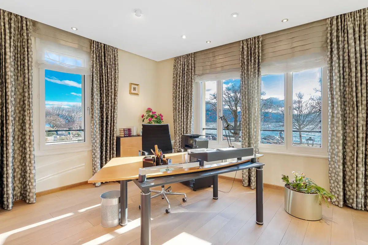 Appartement de prestige face au lac au cœur de Lutry